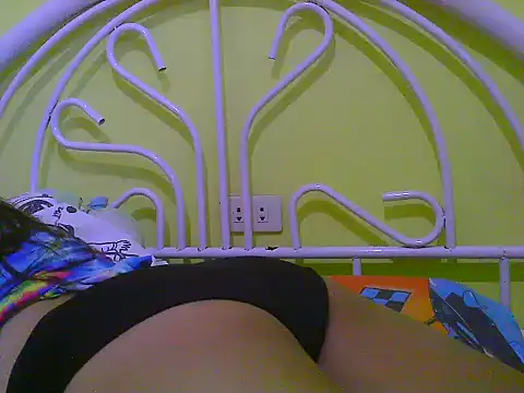 Creamsweetpussy28's Live XXX Chat