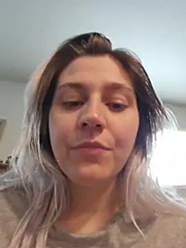 ScarletCallings_420 Adlı Modelin Web Kamerası Şovu