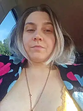 ScarletCallings_420's Webcam Show