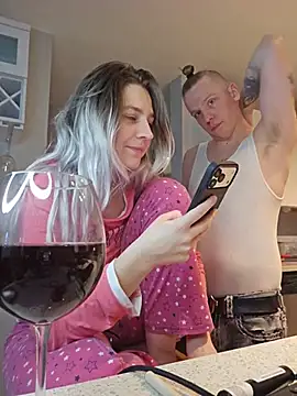 Czat XXX na żywo – ScarletCallings_420