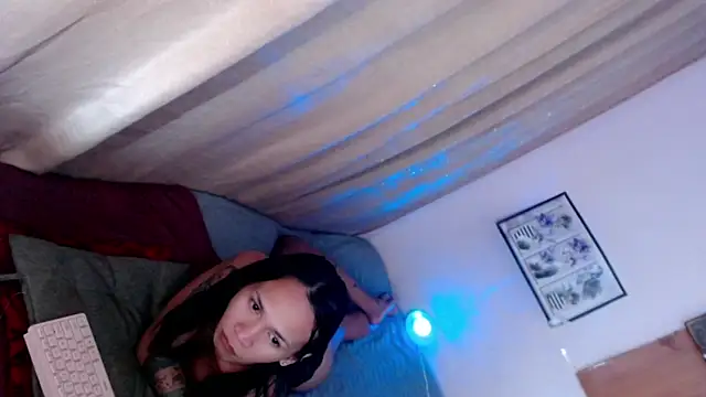 NathalieMea Pertunjukan Webcam