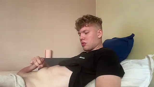 sexybooii6968 webcam show
