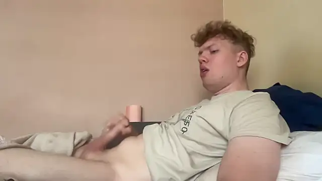 sexybooii6968のウェブカメラショー