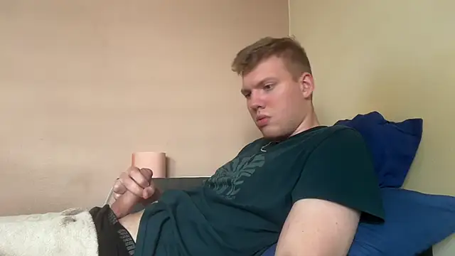 Pokazy przed kamerką – sexybooii6968