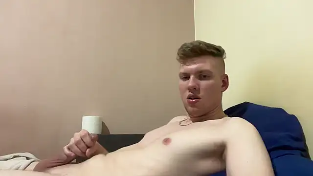 sexybooii6968 Webcamshow