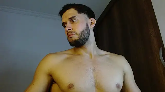 Noah_jhonsonn Show Webcam