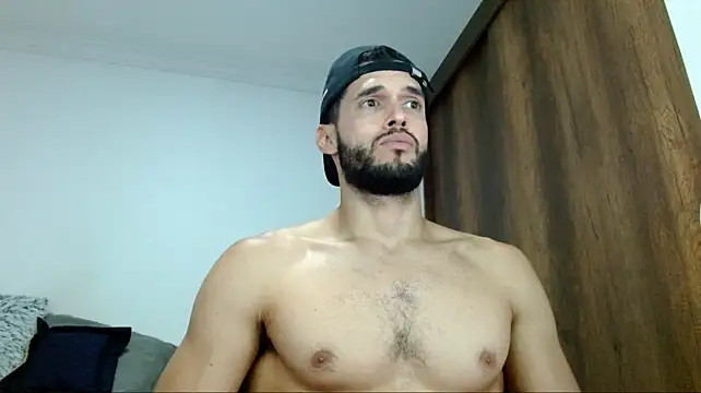 Noah_jhonsonn 网络视讯表演