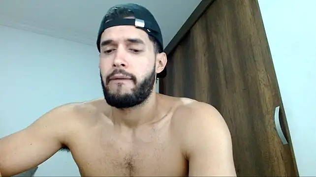 Noah_jhonsonn Show Webcam