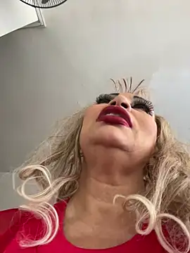 scarlett_sexx69 Adlı Modelin Web Kamerası Şovu