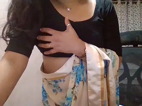 Diya_04's Webcam Show