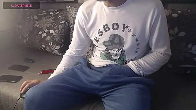 roby_home Show in webcam