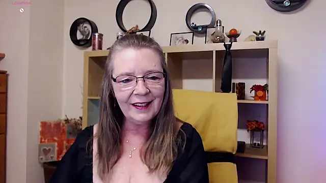 Mone_Live élő XXX-chatje