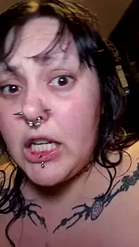 Cutegothcrybabyx Show in webcam