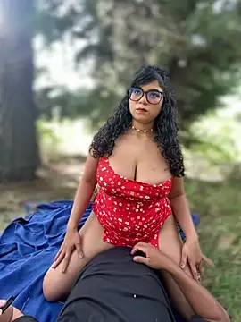Show de Simone_Miller na webcam