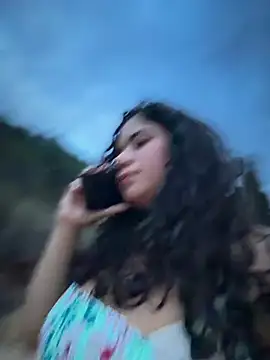 Show modela Simone_Miller na web-kameri