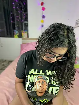 Simone_Miller Webcam show