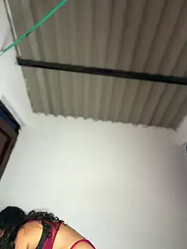 Simone_Millerのウェブカメラショー