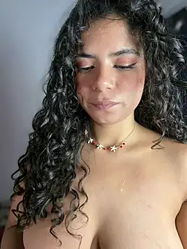 Show de Simone_Miller na webcam