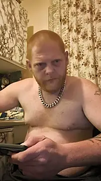 عرض كام Baumhackel