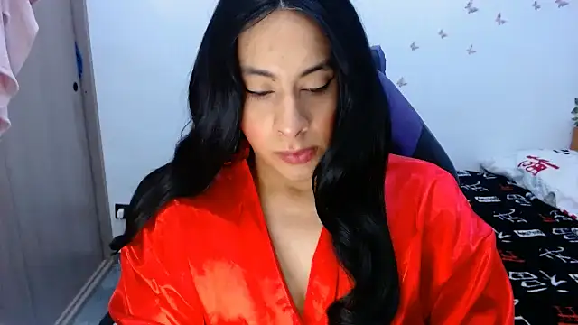 OriannaDomenechi Show in webcam