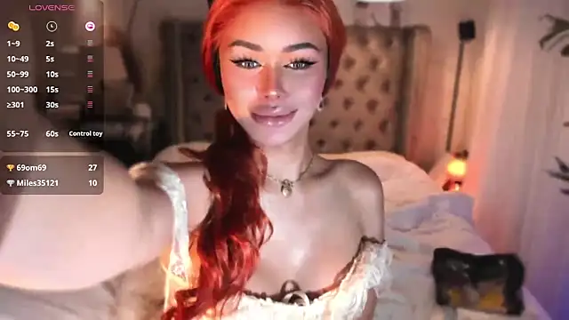 ParisianDoll Webcam-Show
