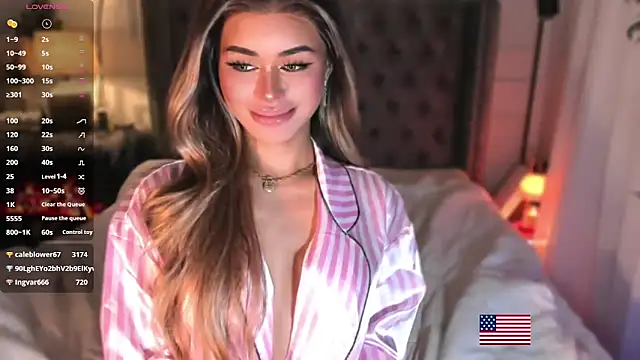 ParisianDoll Pertunjukan Webcam