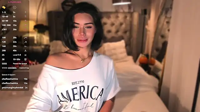 ParisianDoll 网络视讯表演