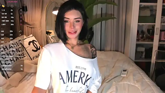 ParisianDoll Pertunjukan Webcam