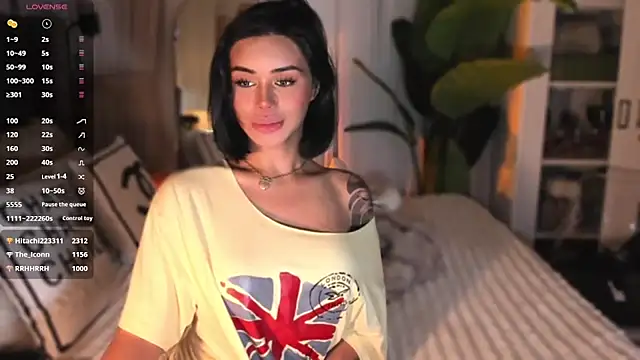 Pertunjukan Kamera Web ParisianDoll