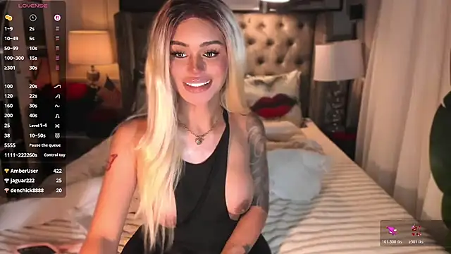 ParisianDoll Pertunjukan Webcam