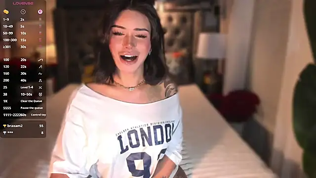 ParisianDoll ওয়েবক্যাম শো