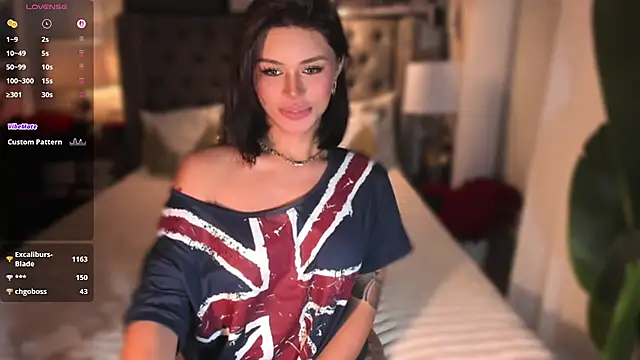 ParisianDoll: вебкам-шоу