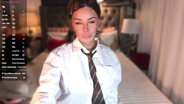 ParisianDolln Webbikameraesitys