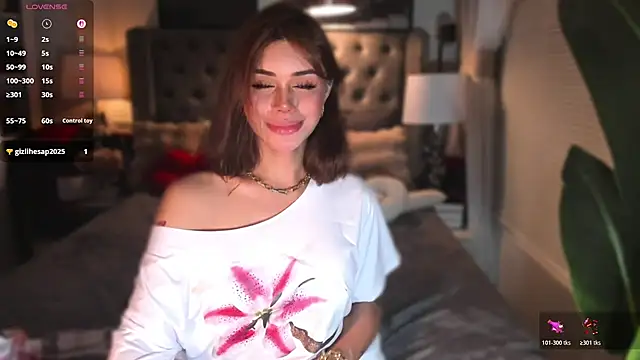 ParisianDoll Pertunjukan Webcam