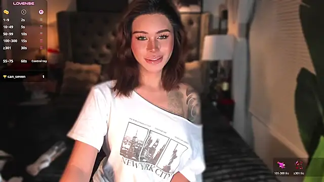 ParisianDoll Webcamshow
