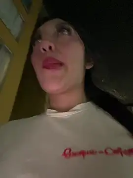 MiaJones21 Live XXX-chat