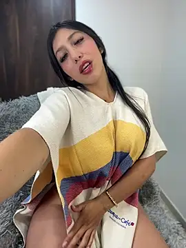 MiaJones21 现场XXX聊天