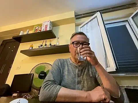 YOU6me Webcam show