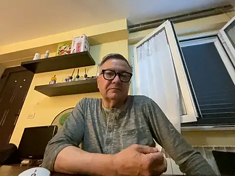 YOU6me Webcam show