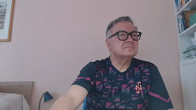 YOU6me Show in webcam