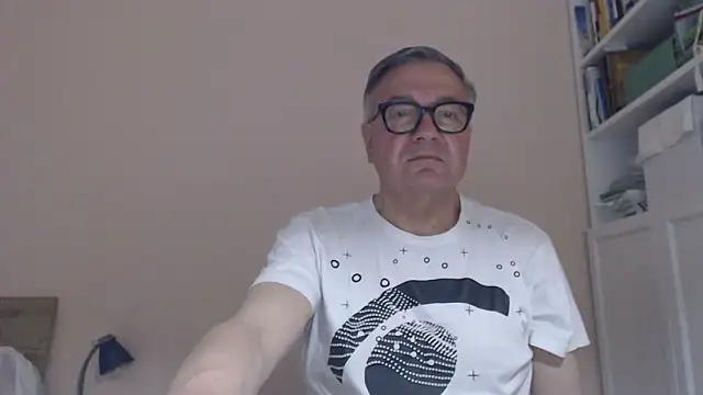 YOU6me's Webcam Show