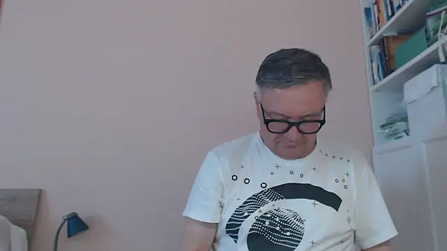 Pokazy przed kamerką – YOU6me