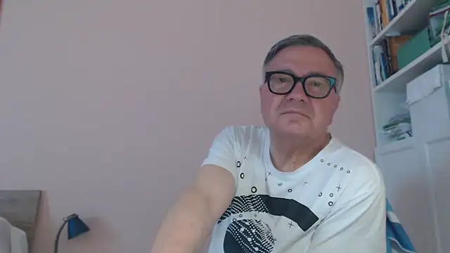 Pokazy przed kamerką – YOU6me