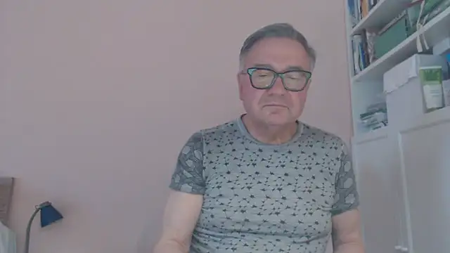 YOU6me webcam show