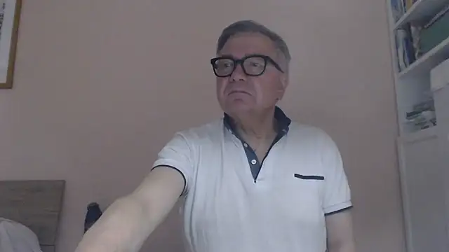 Pokazy przed kamerką – YOU6me