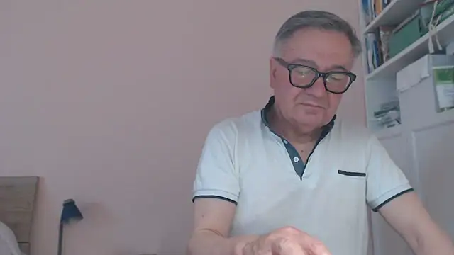 YOU6me Webcam show