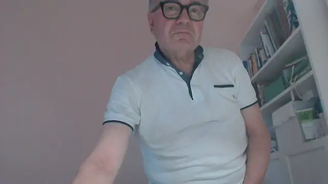 Pokazy przed kamerką – YOU6me