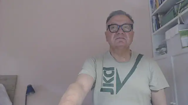 YOU6me's Webcam Show