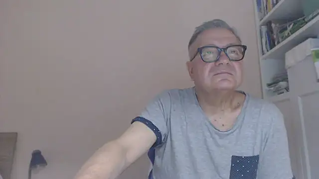YOU6me Webcam show
