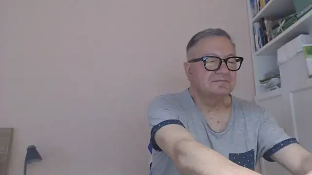 YOU6me Webcam show